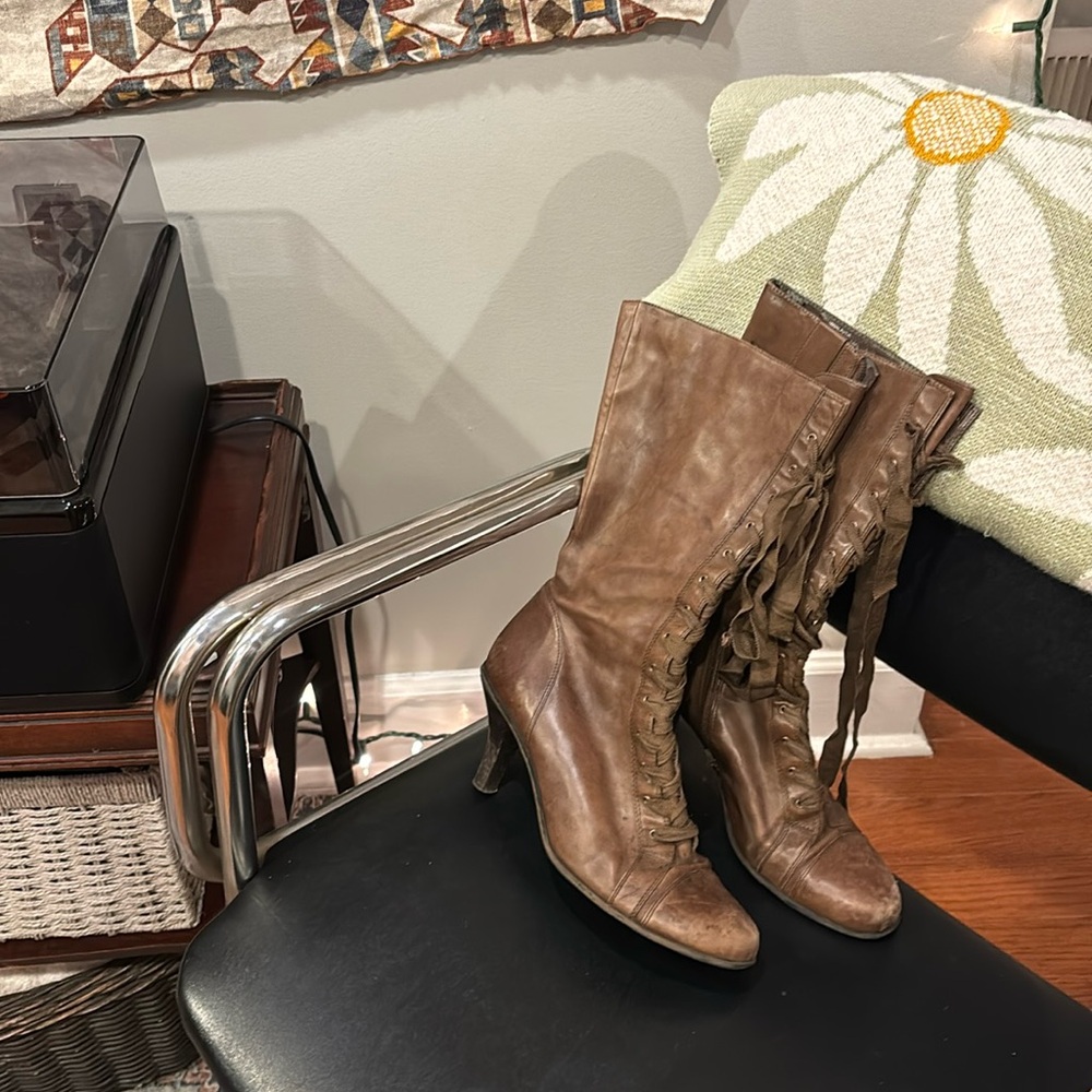 Vintage Nine West Lace-Up Brown Boot